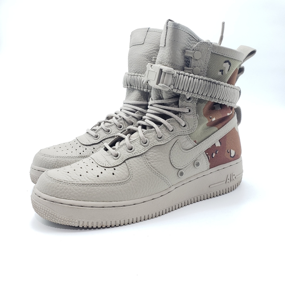 Mens NIKE 2017 SPECIAL FIELD SF AIR FORCE 1 AF1 DESERT CAMO SIZE 9 864024-202